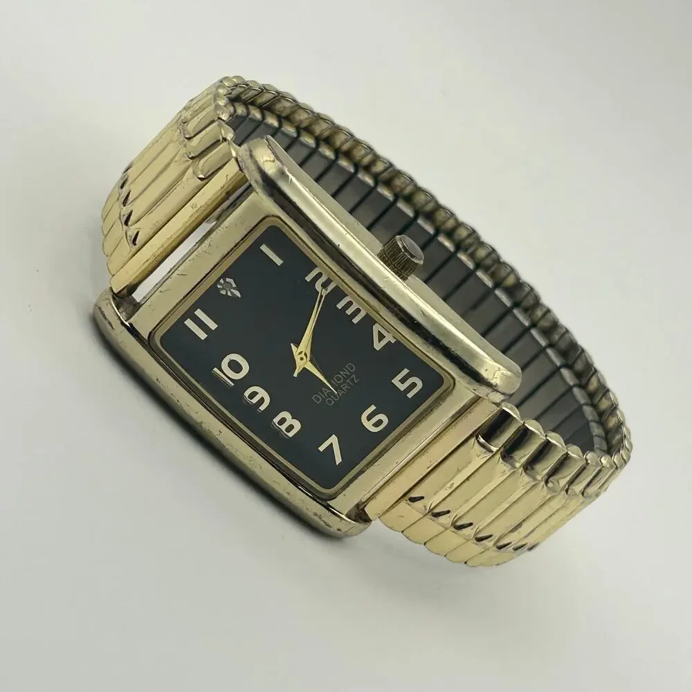 Men's Gold Tone Diamond Accent Watch Working New Battery